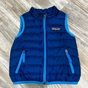 Adorable Patagonia vest 6-12 months